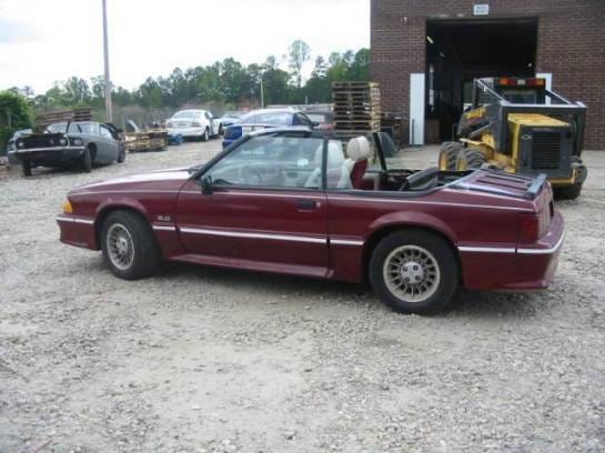 87-93 Ford Mustang Convertible 5 Automatic - Red thumbnail 2