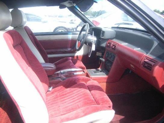 87-93 Ford Mustang Convertible 5 Automatic - Red thumbnail 4