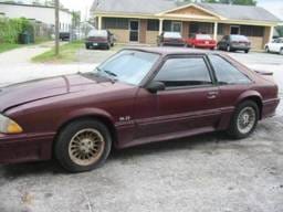 87-93 Ford Mustang Hatchback 5 Automatic - Red