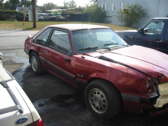87-93 Ford Mustang Hatchback 5 Automatic - Red thumbnail 3