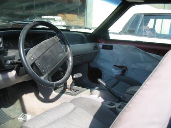 87-93 Ford Mustang Hatchback 5 Automatic - Red thumbnail 4