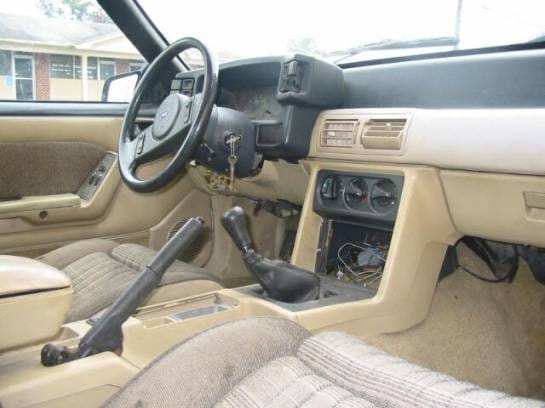 87-93 Ford Mustang Hatchback 5 manual - white thumbnail 4