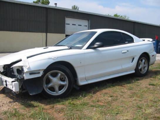 94-98 Ford Mustang Coupe 4.6 DOHC Manual - White thumbnail 2
