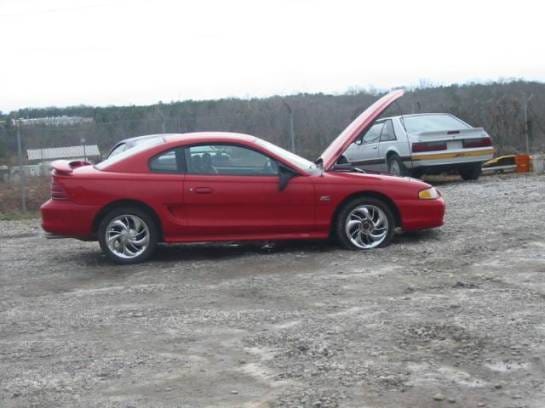 94-98 Ford Mustang Coupe 5 Automatic - Red thumbnail 4