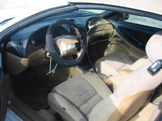 94-98 Ford Mustang Convertible 5 Automatic - White thumbnail 3