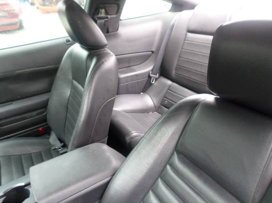 2005 Ford Mustang Coupe 4.6 Automatic thumbnail 5
