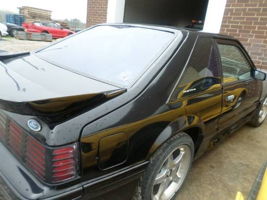1989 Ford Mustang Hatchback 5.0L T5 Manual Transmission thumbnail 2