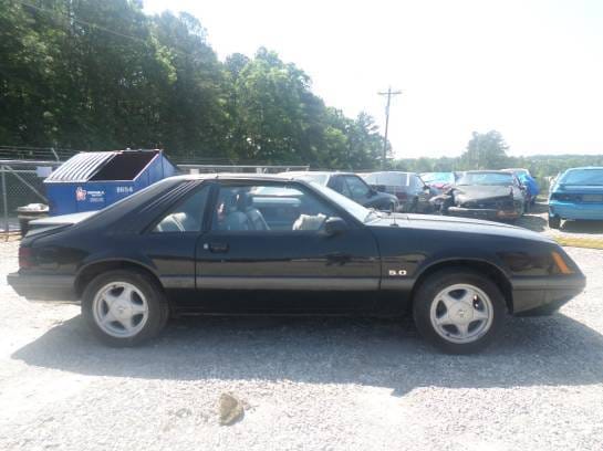 1986 Ford Mustang Ttop Hatchback 5.0  T5 
