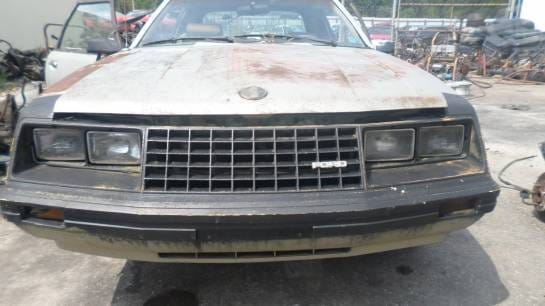 1981 Ford Mustang Coupe  thumbnail 3