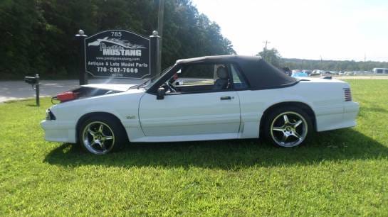1989 Ford Mustang White Convertible 5.0 AOD Automatic Transmission thumbnail 2