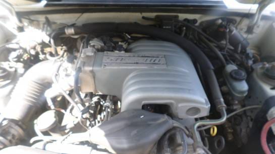 1989 Ford Mustang White Convertible 5.0 AOD Automatic Transmission thumbnail 9