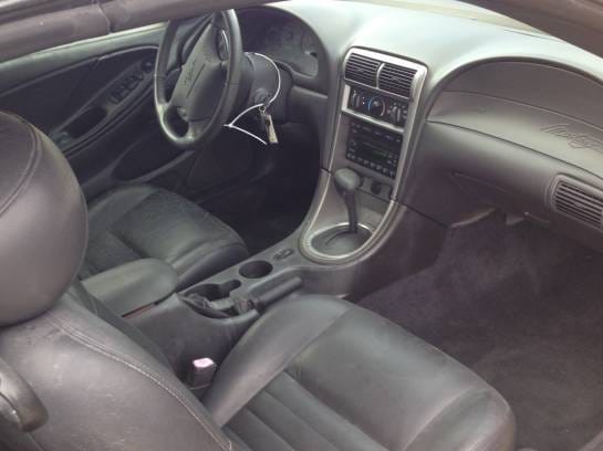 2004 Ford Mustang Convertible 4.6 SOHC 4R7W AODE Automatic Transmission thumbnail 4