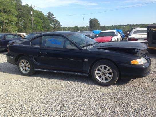 1994 Ford Mustang Coupe Manual Transmission thumbnail 2
