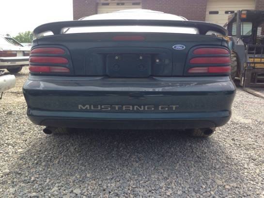 1994 Ford Mustang Coupe Automatic thumbnail 3
