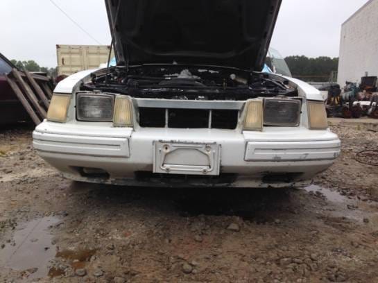 1985 Ford Mustang T-Top White thumbnail 3
