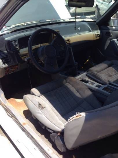 1989 Ford Mustang GT White thumbnail 7