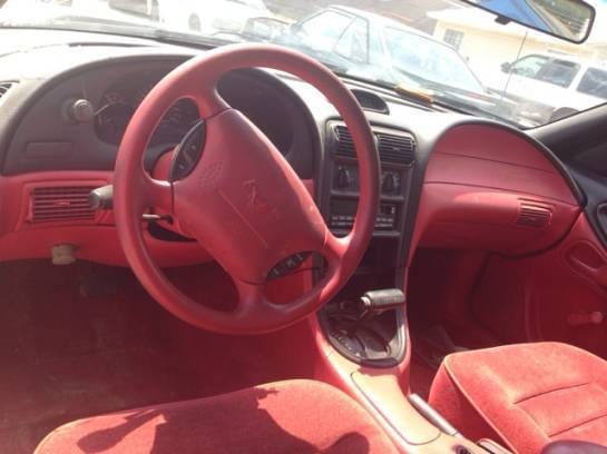 1995 Ford Mustang Coupe thumbnail 6