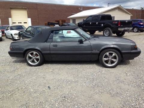 1991 Ford Mustang LX Convertible thumbnail 2