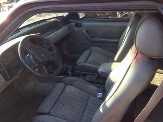 1987 Ford Mustang Hatchback thumbnail 6
