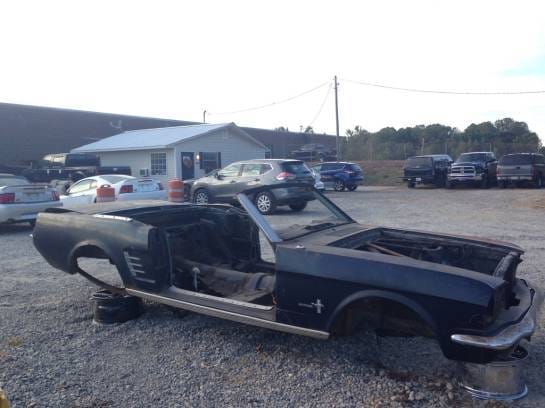 1965 Ford Mustang Convertible thumbnail 2