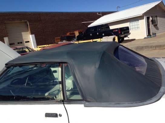 1986 Ford Mustang LX Convertible  thumbnail 5