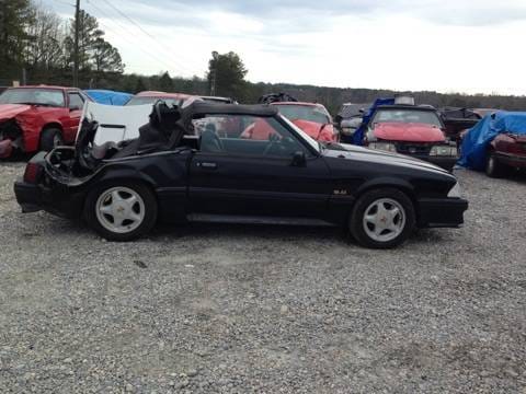 1993 Ford Mustang GT  thumbnail 2