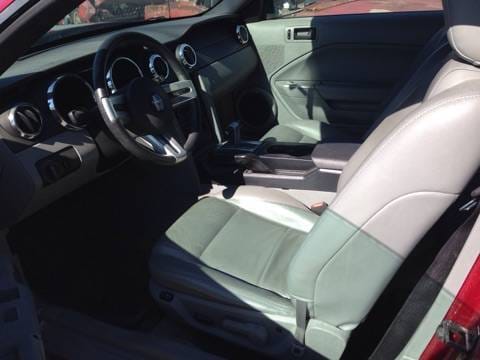 2006 Ford Mustang Convertible thumbnail 6
