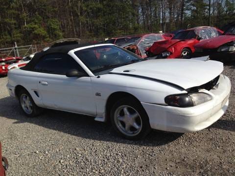 1996 Ford Mustang GT Convertible  thumbnail 2