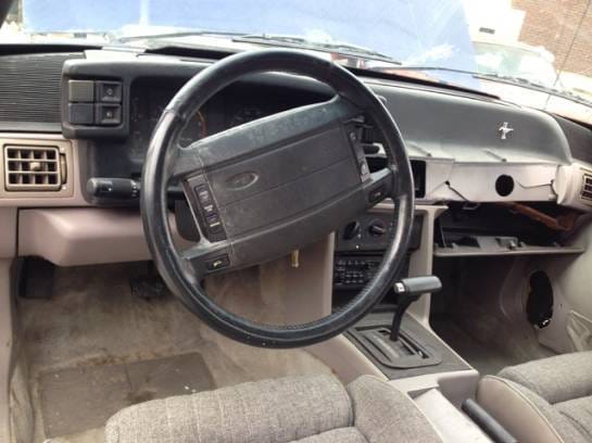 1990 Ford Mustang GT thumbnail 8