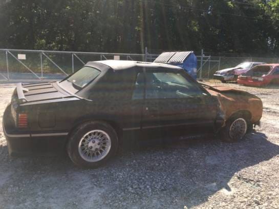 1989 Ford Mustang GT Convertible  thumbnail 2