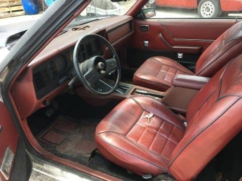 1985 Ford Mustang LX Convertible  thumbnail 8