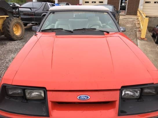 1986 Ford Mustang LX Convertible thumbnail 5