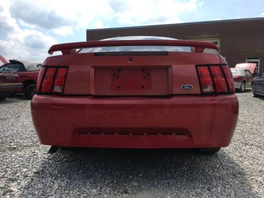 2002 Ford Mustang V6 thumbnail 3