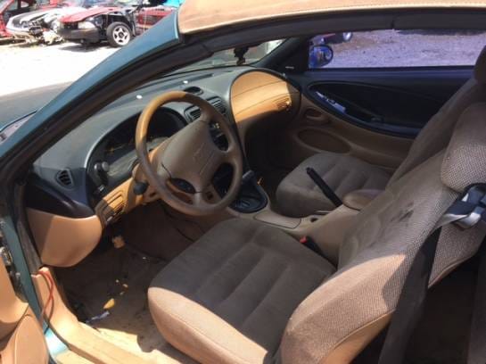 1996 Ford Mustang Convertible V6 thumbnail 7