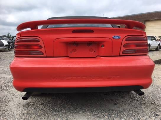 1995 Ford Mustang GT Convertible thumbnail 2