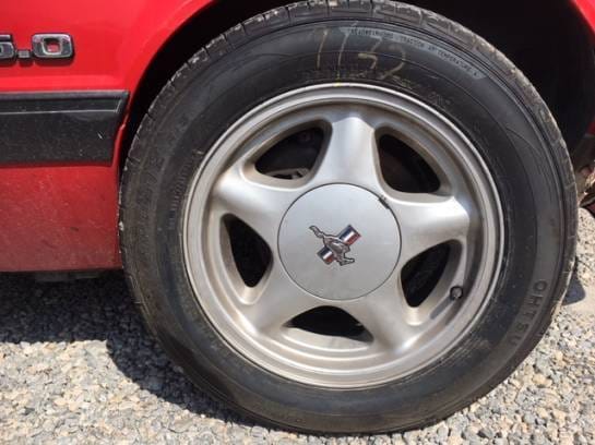 1991 Ford Mustang LX Hatchback thumbnail 7