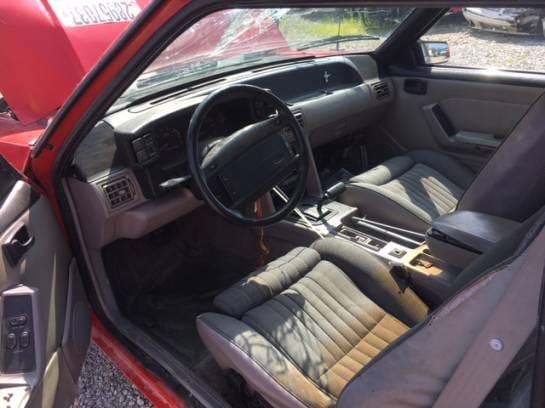 1991 Ford Mustang LX Hatchback thumbnail 5