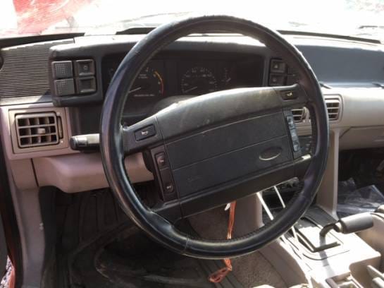 1991 Ford Mustang LX Hatchback thumbnail 6