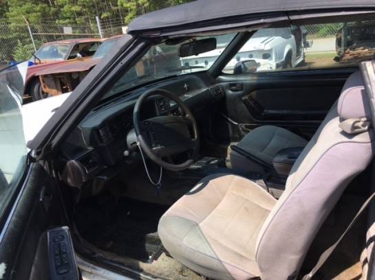 1990 Ford Mustang Convertible White thumbnail 5