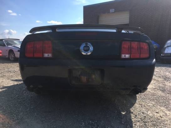 2005 Ford Mustang GT Black thumbnail 3