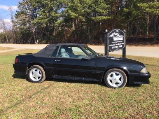 1987 Ford Mustang Black Convertible thumbnail 4