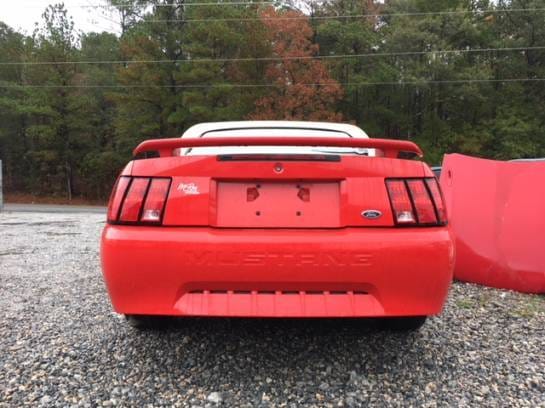 2003 Ford Mustang Convertible Red thumbnail 3