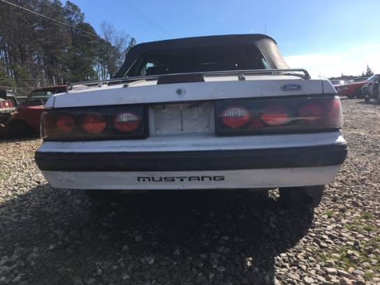 1988 Ford Mustang Convertible LX thumbnail 4