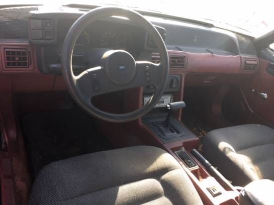 1988 Ford Mustang Convertible LX thumbnail 5