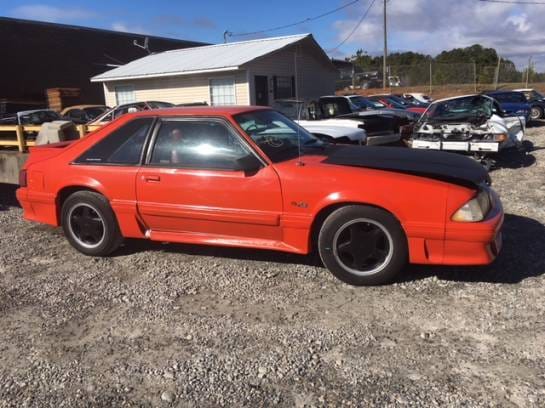 1987 Ford Mustang Hatchback thumbnail 3