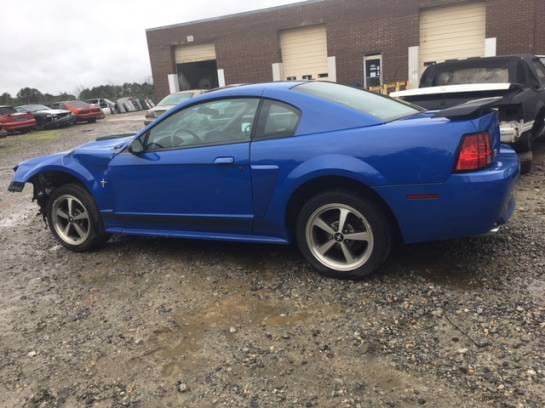 2003 Ford Mustang Mach 1
