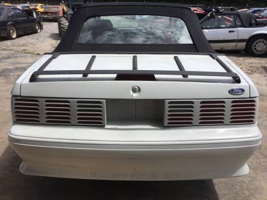1988 Ford Mustang GT Convertible  thumbnail 2