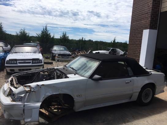 1988 Ford Mustang GT Convertible  thumbnail 3