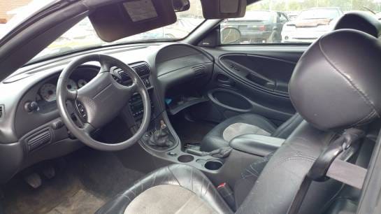 2001 Ford Mustang Cobra thumbnail 3
