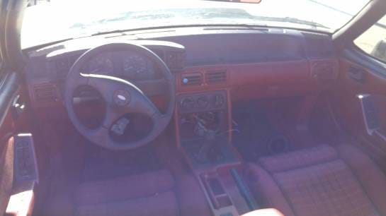 1985 Ford Mustang LX Convertible thumbnail 4